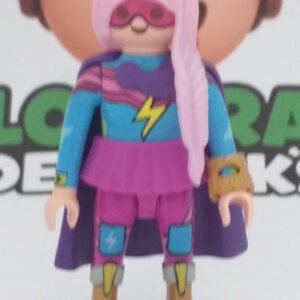 SUPERWOMAN